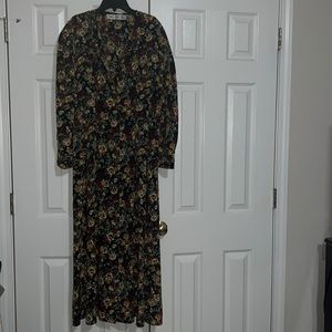 Vintage maxi floral dress
